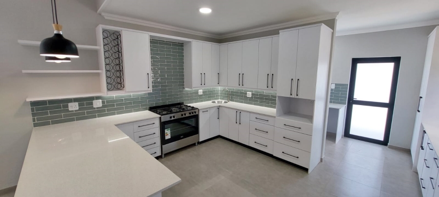 3 Bedroom Property for Sale in Aston Bay Eastern Cape